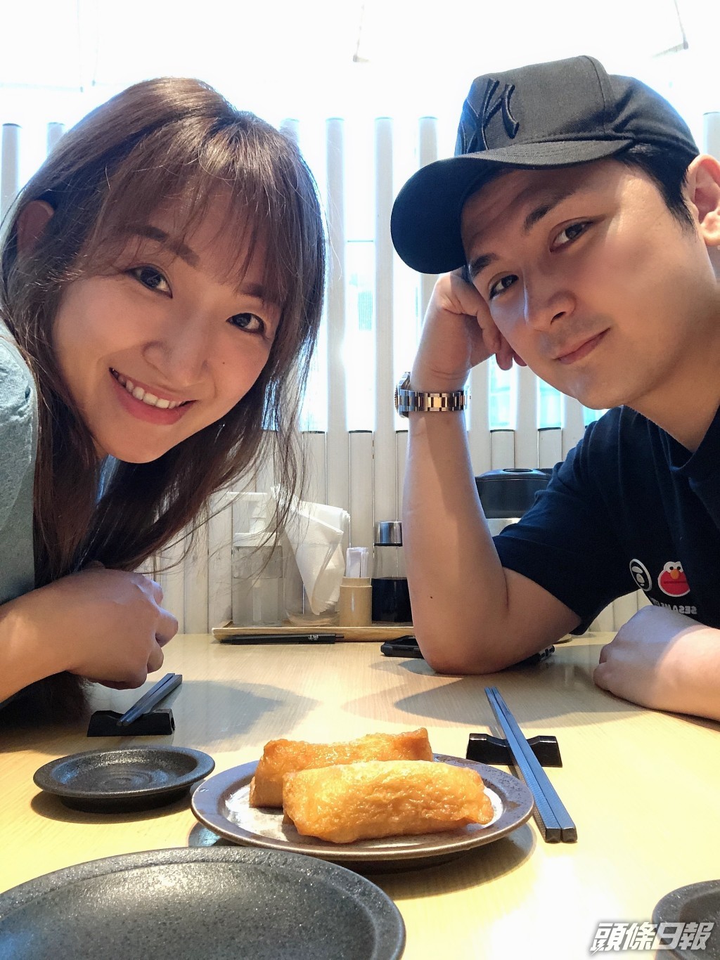 李泳豪8月宣佈娶台灣女友Agnes，昨日終於拉埋天窗。